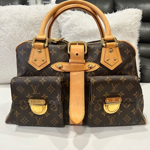 Louis Vuitton Handbag - Picture 4 of 11